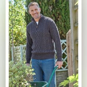 WooLovers 100% British Wool Men's Dark Gray Quarter Zip-Up Sweater